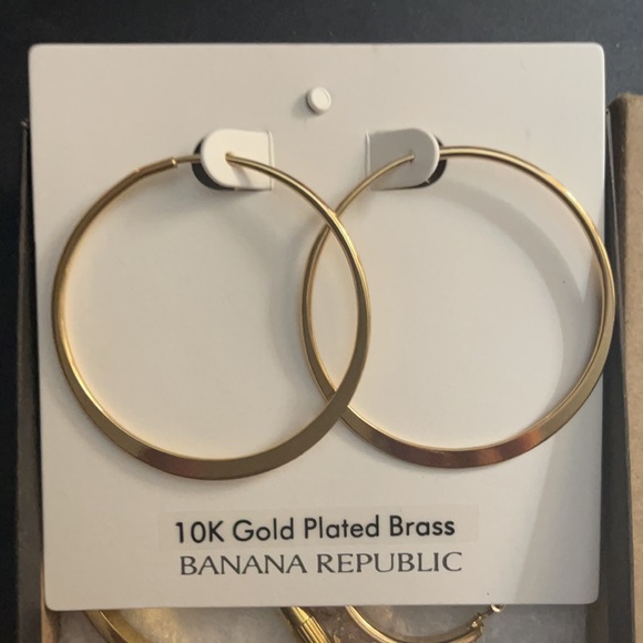 Banana Republic 14K Gold hoops NWOT